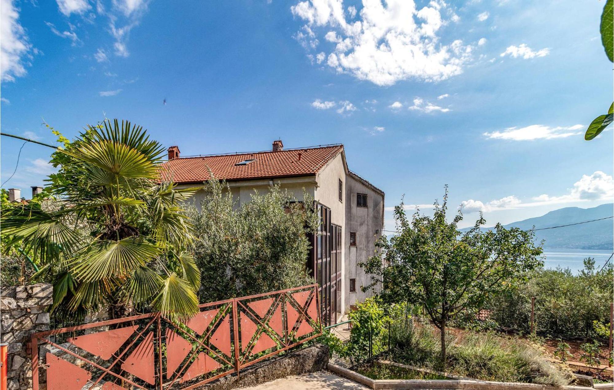Nice Apartment In Rijeka With House Sea View Екстериор снимка