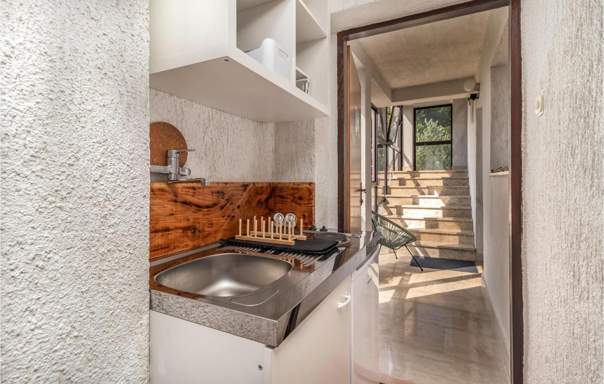 Nice Apartment In Rijeka With House Sea View Екстериор снимка